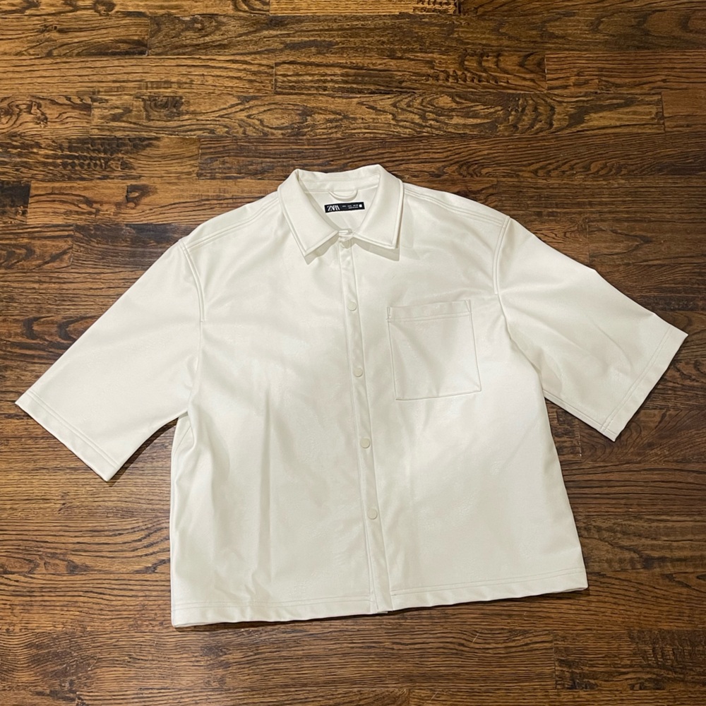 White Short Sleeve Button-Up Shirt